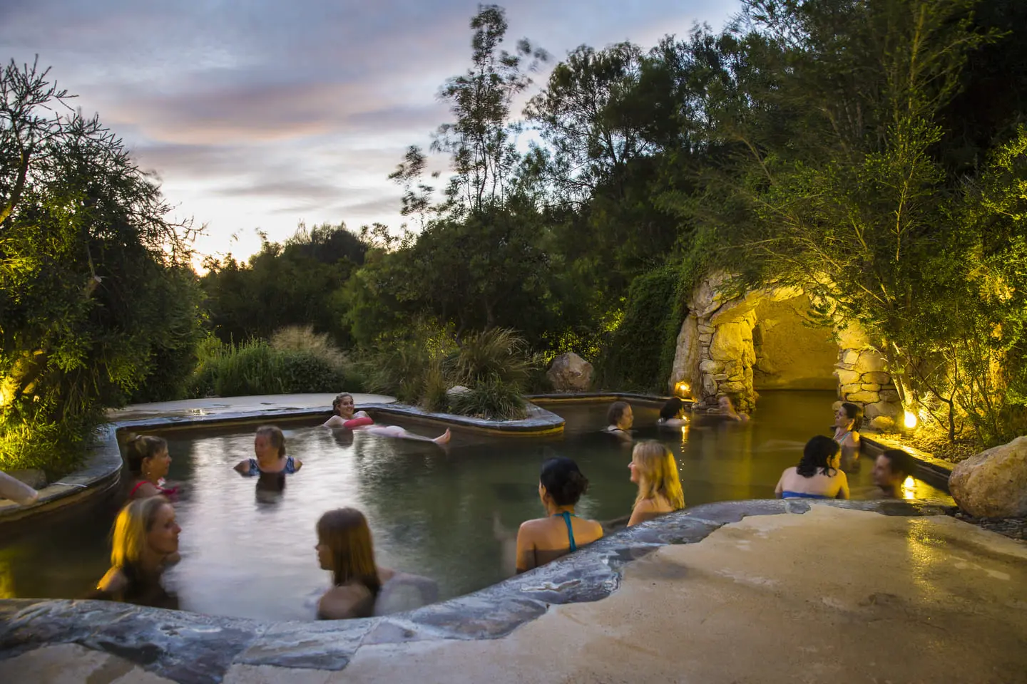 peninsula hot springs tours