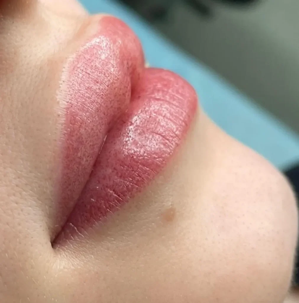 lip tattoo