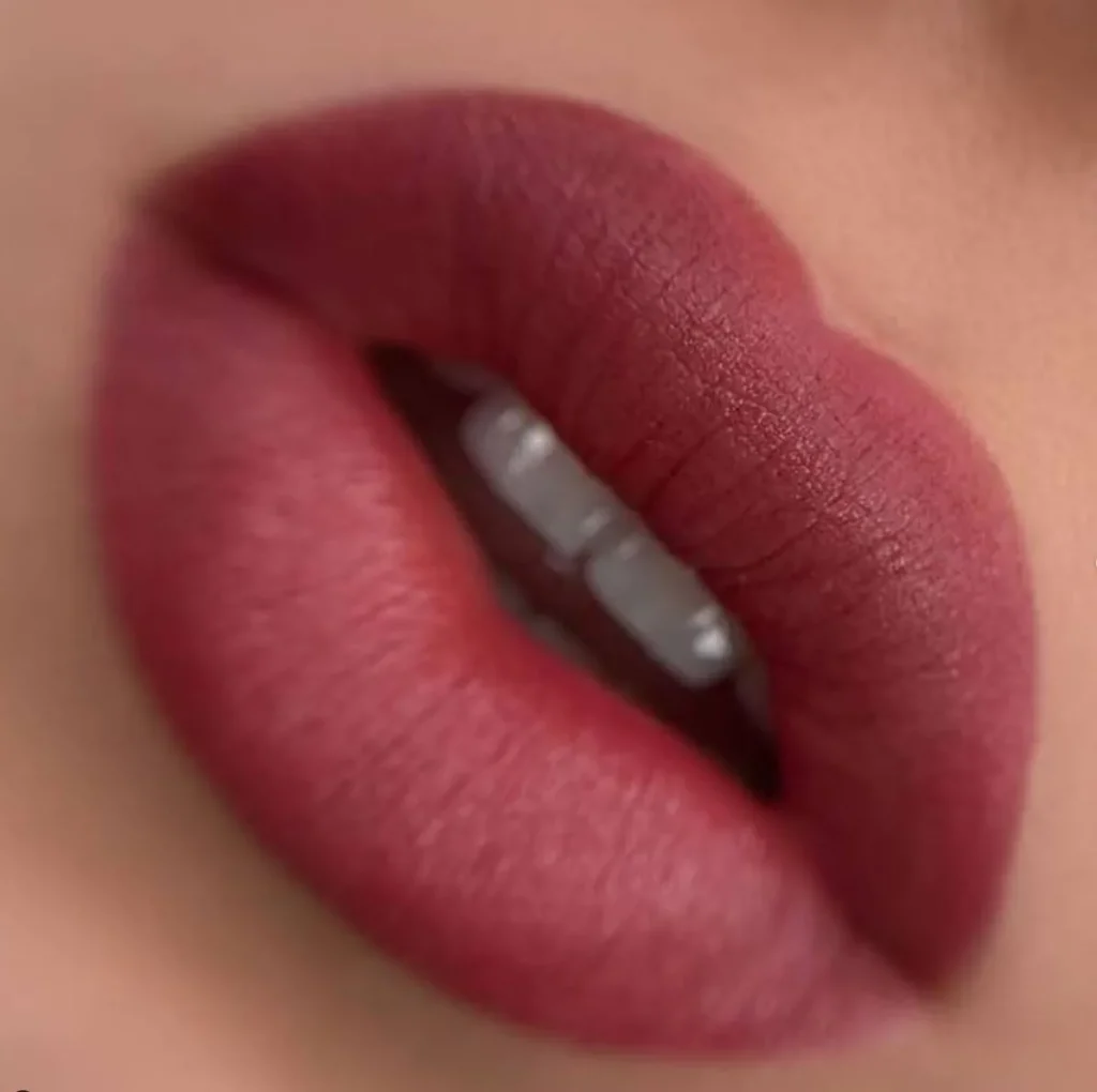 lip tattoo
